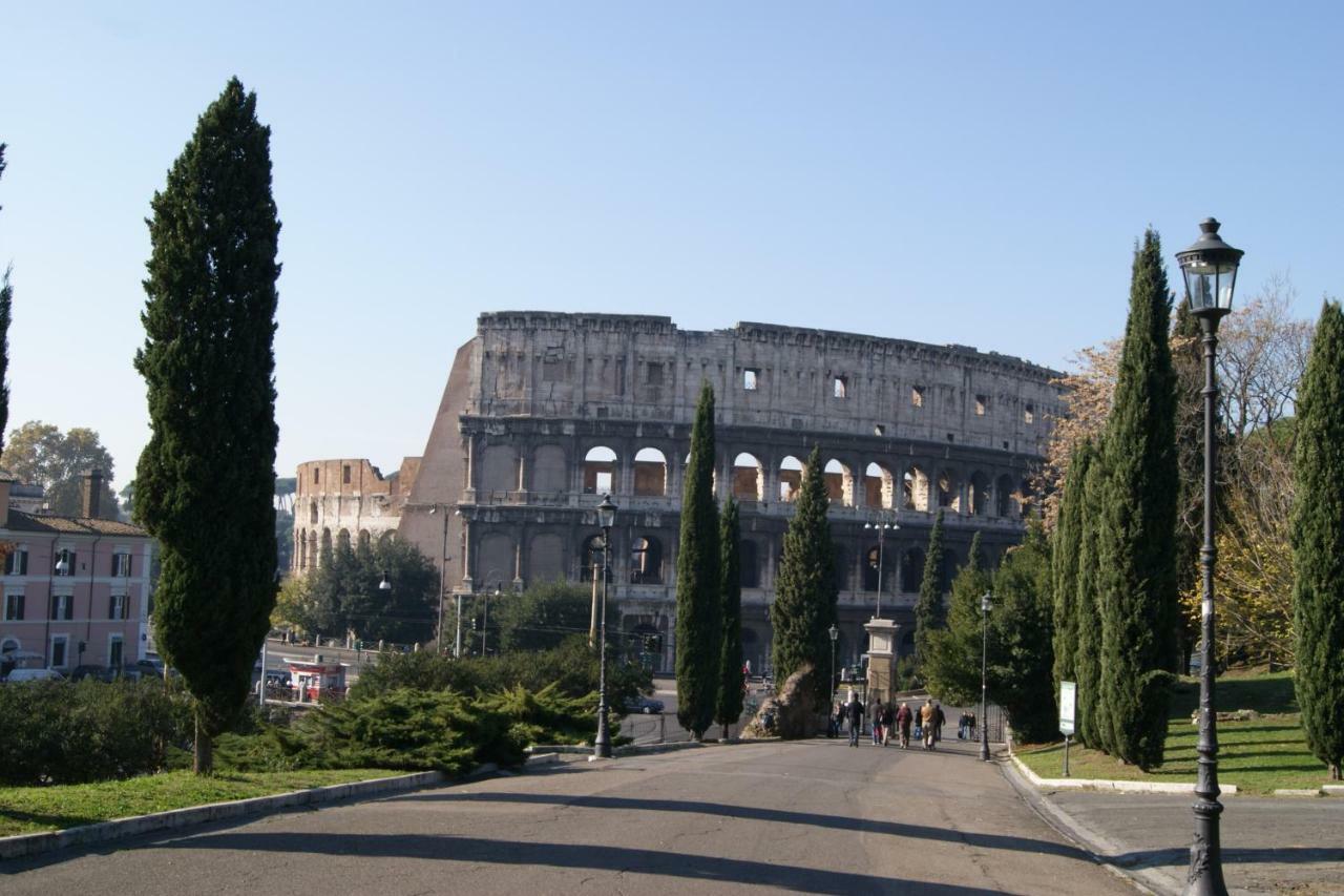Tatusa Al Colosseo Rome Buitenkant foto